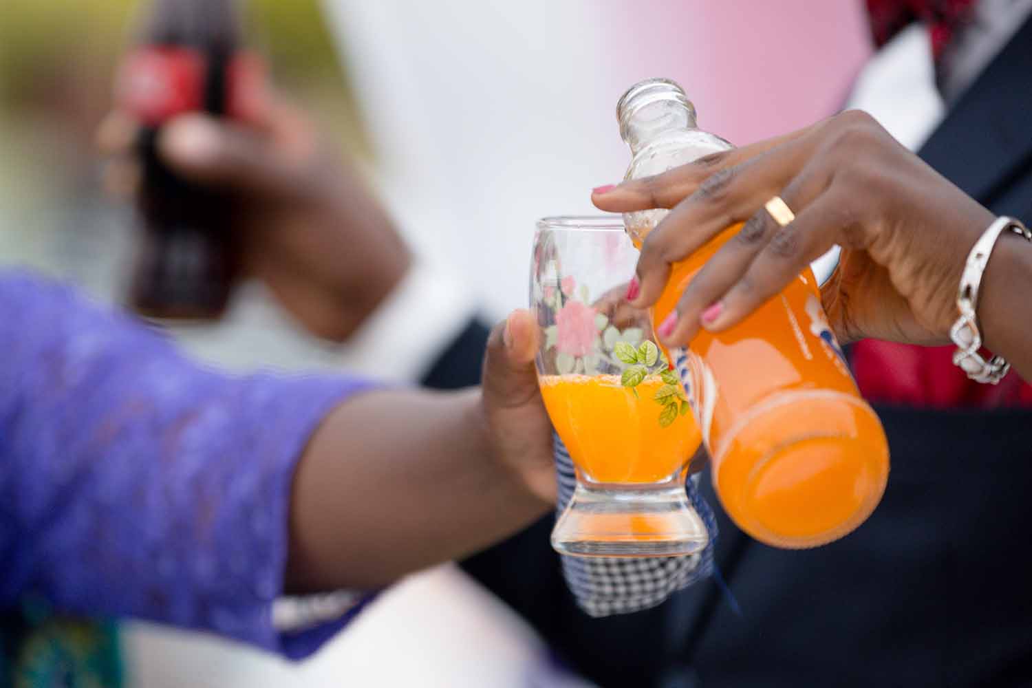 Maklon Minuman Botol